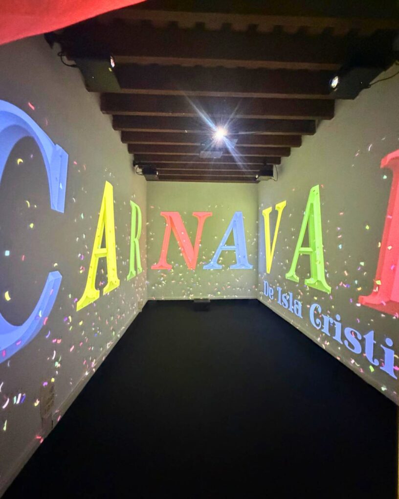 Sala inmersiva Carnaval Experience de la Muestra del Carnaval de Isla Cristina